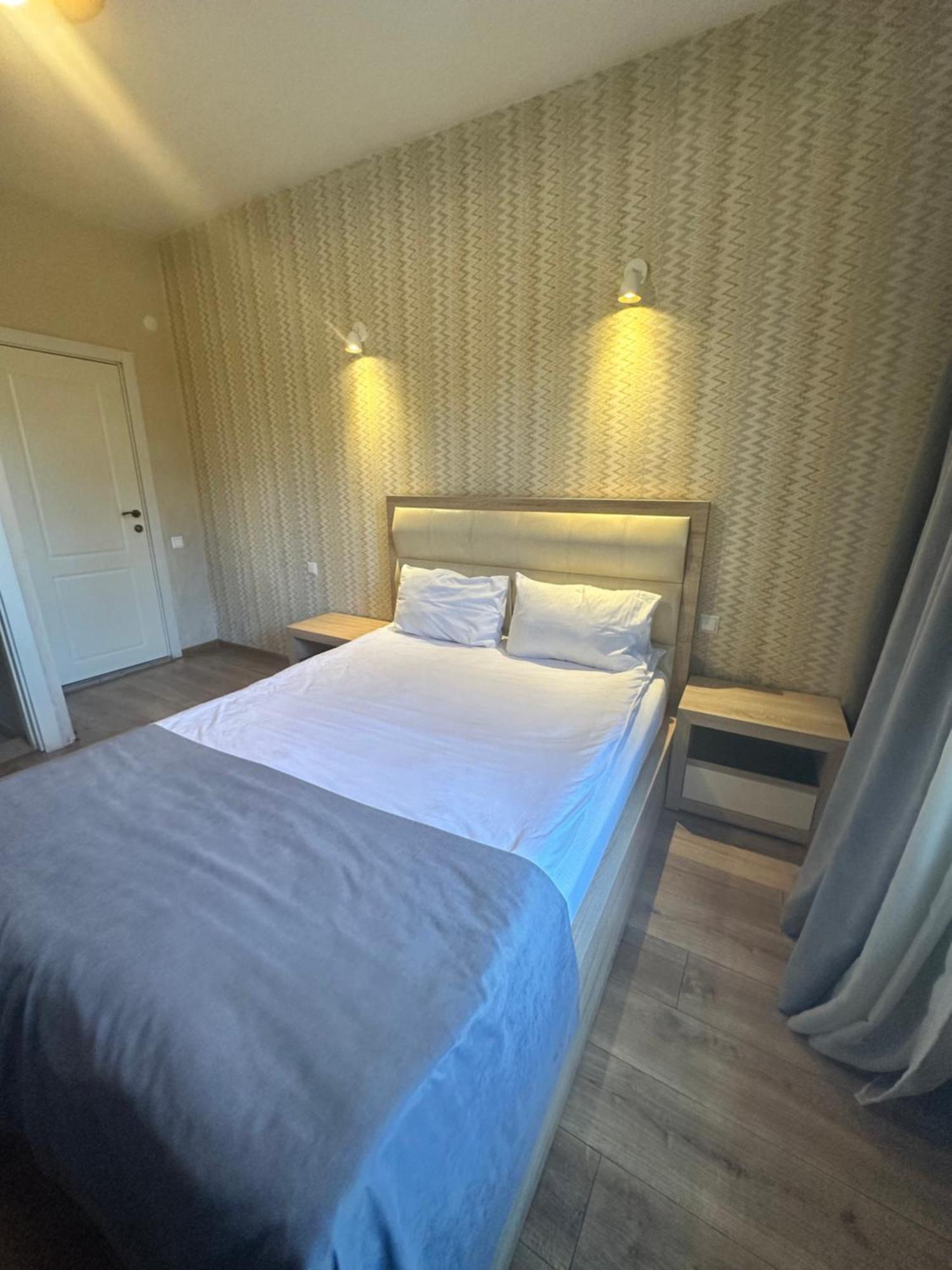 Hotel Lile Tbilisi Exterior foto